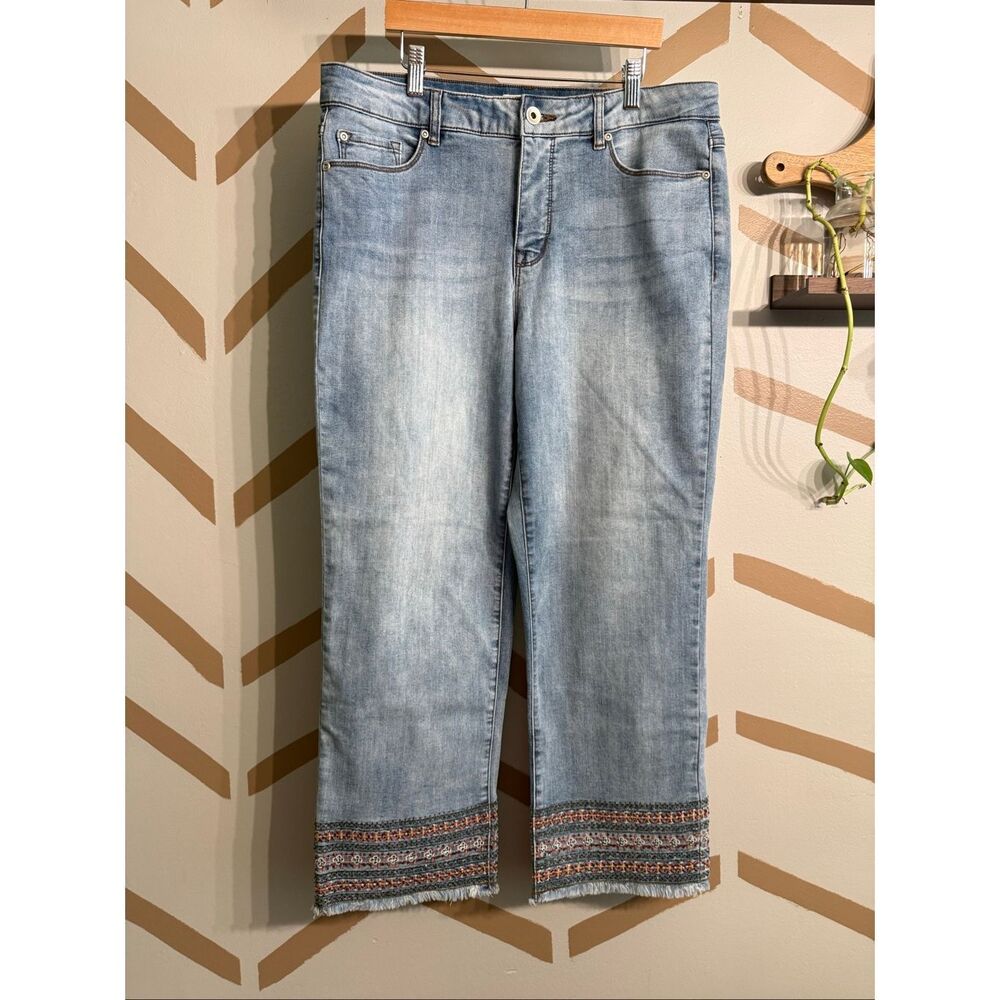 Tribal Jeans Blue Embroidered Beaded Audrey Mid-Rise Straight Crop Denim Size 12